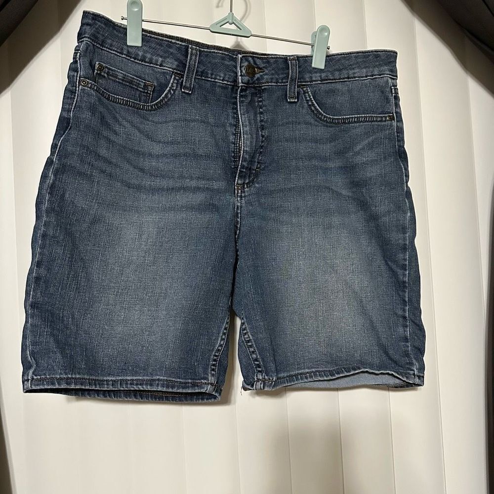Lee denim blue jean shorts